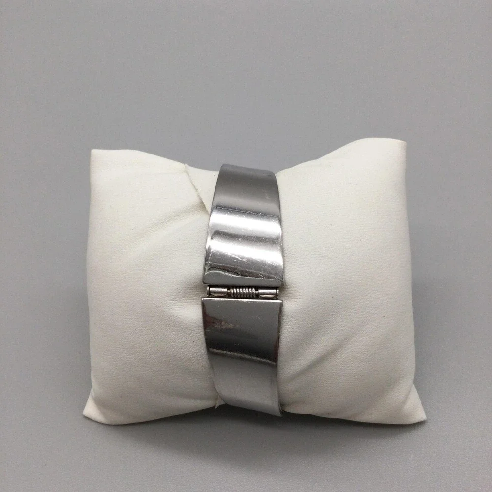 Vintage Marcel Boucher Womens Watch 22mm Silver Tone Bangle Manual Wind 6.5